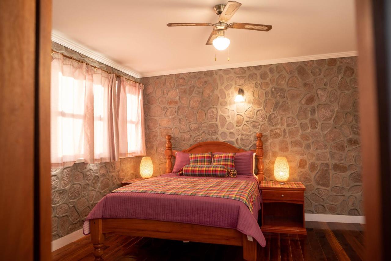 Belle Etoile - Celestial Hideaway Villa Soufrière Exteriör bild